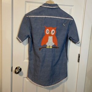 VTG blue chambray button down shirt embellished w/ lace & owl appliqué sz XL
